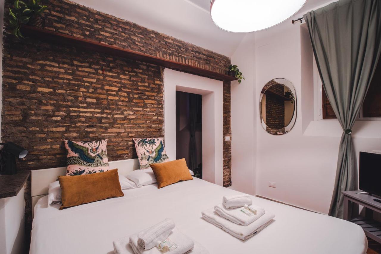 La Vetrina, The Renaissance Charme Of Piazza Navona Apartment Rome
