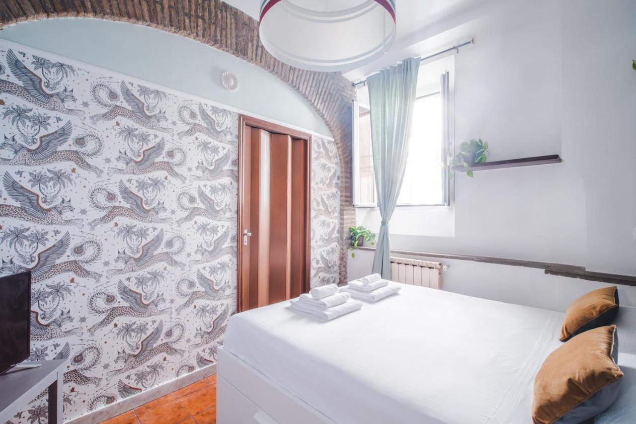 La Vetrina, The Renaissance Charme Of Piazza Navona Apartment Rome