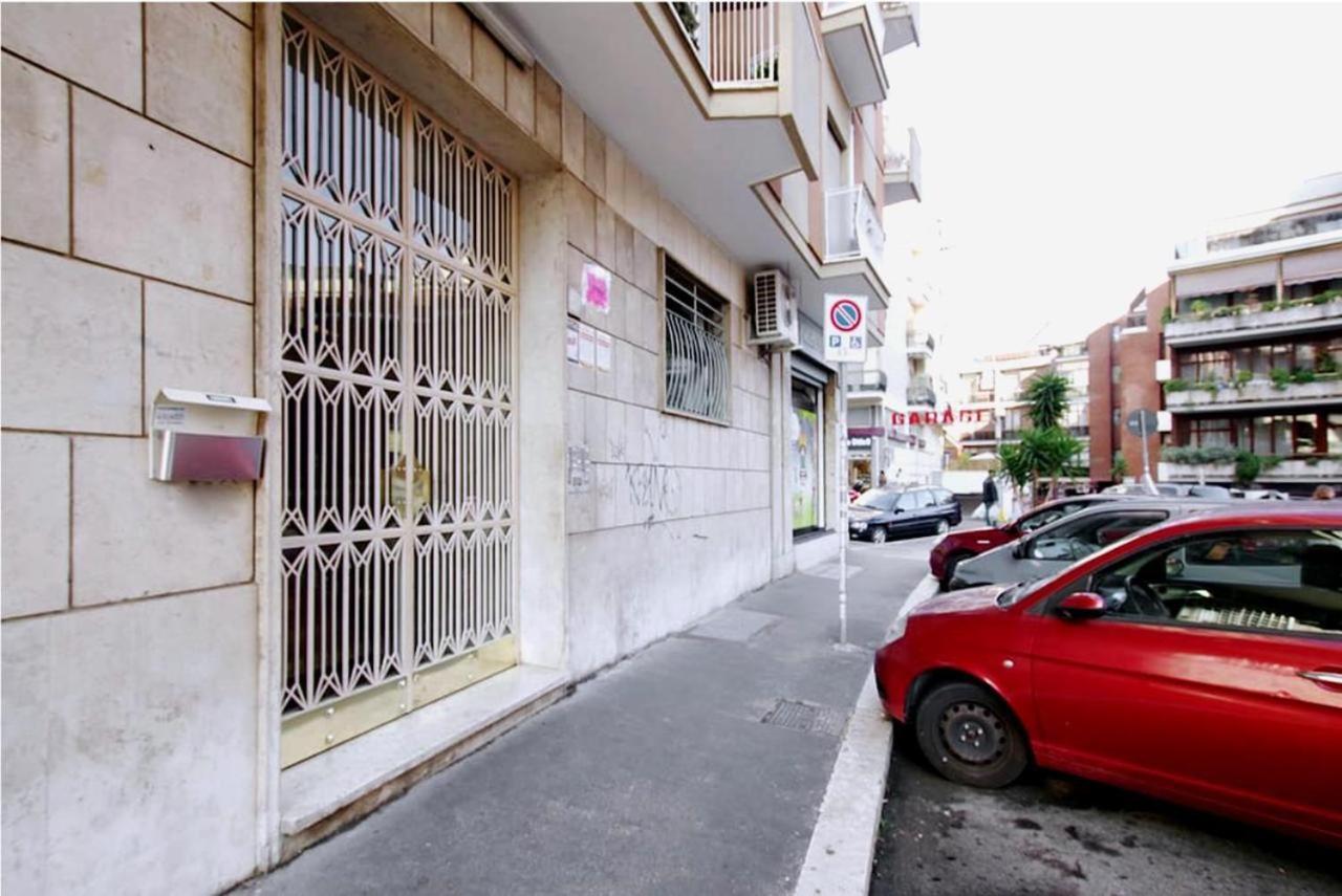 Eufonia Vinyl Friendly Apartment
