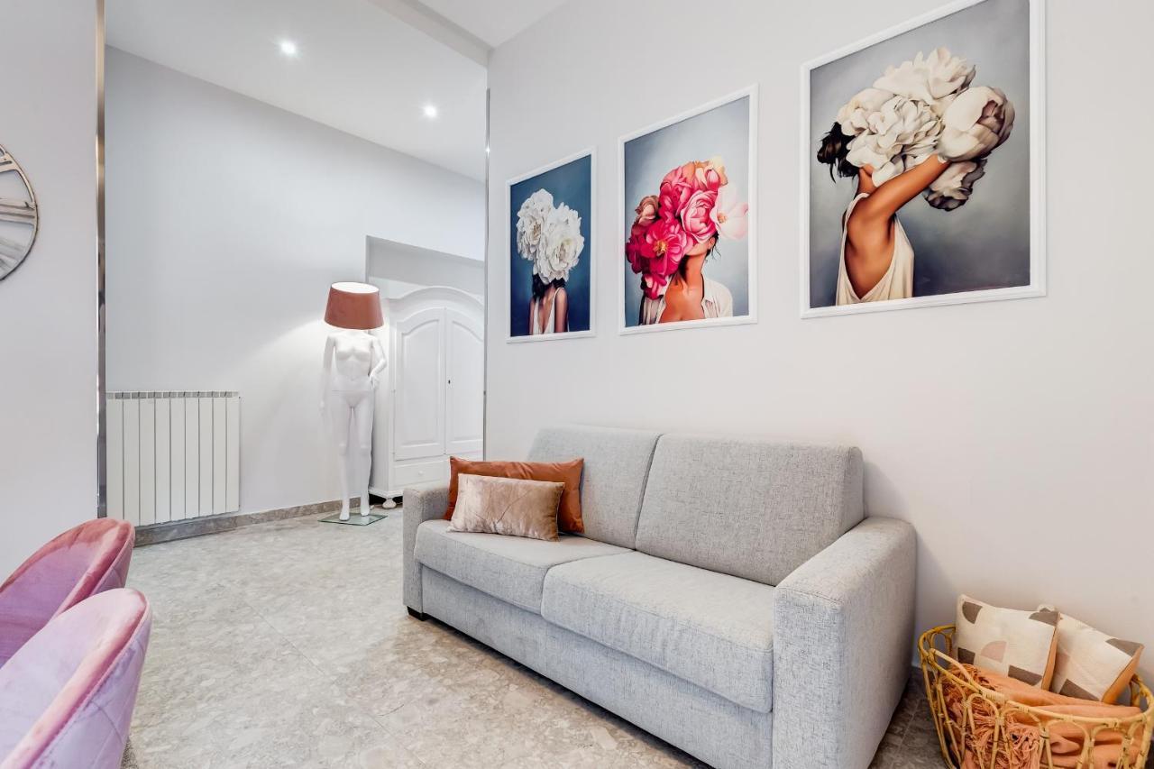 Apartment Trevi Fountain - New! - Your Italian Holidays *