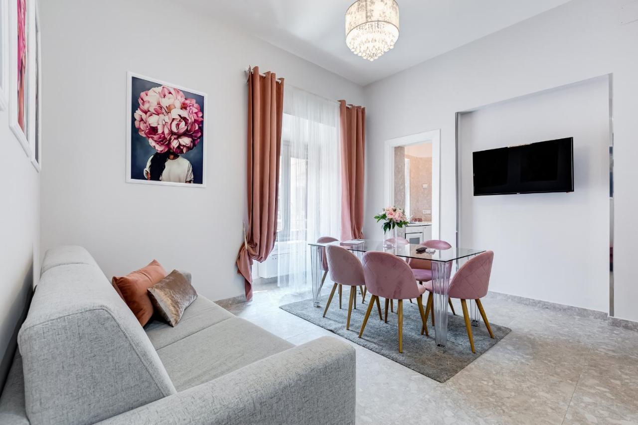 Apartment Trevi Fountain - New! - Your Italian Holidays *
