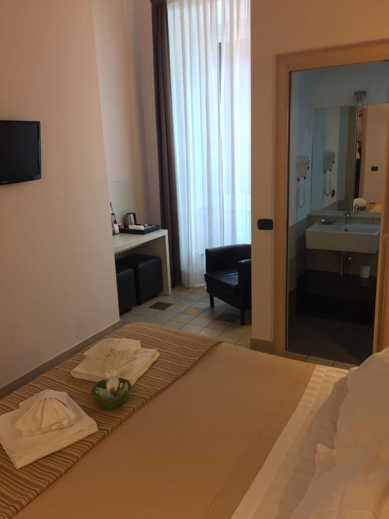 Guest house For