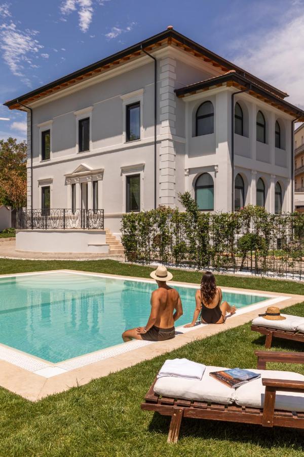 Livia Valeria Palace Aparthotel