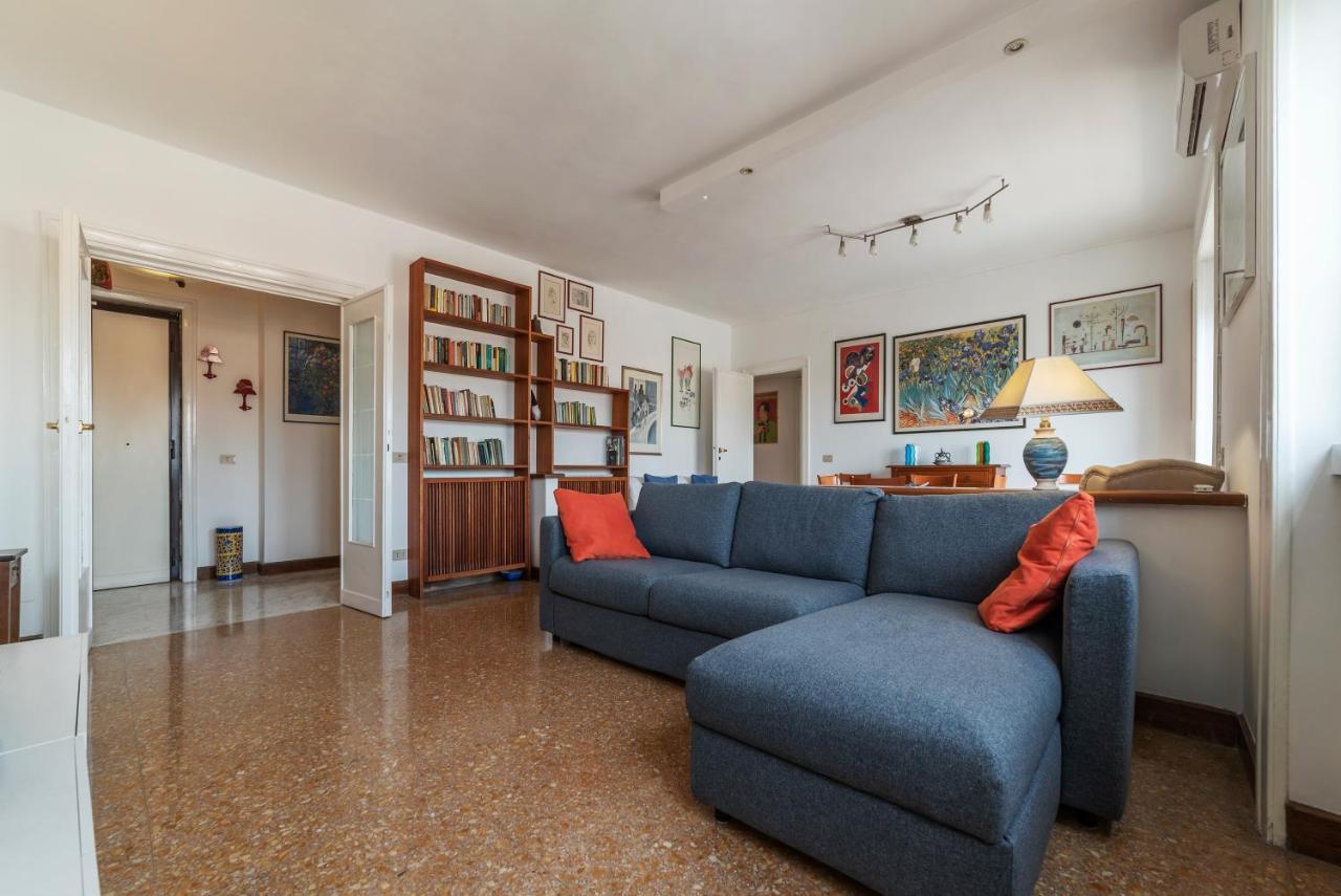 Roomy And Bright With Terrace * Roma