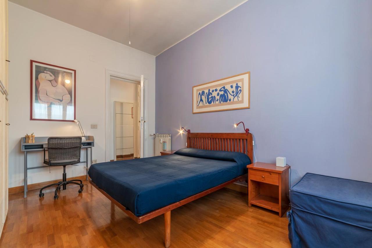 Roomy And Bright With Terrace Apartamento