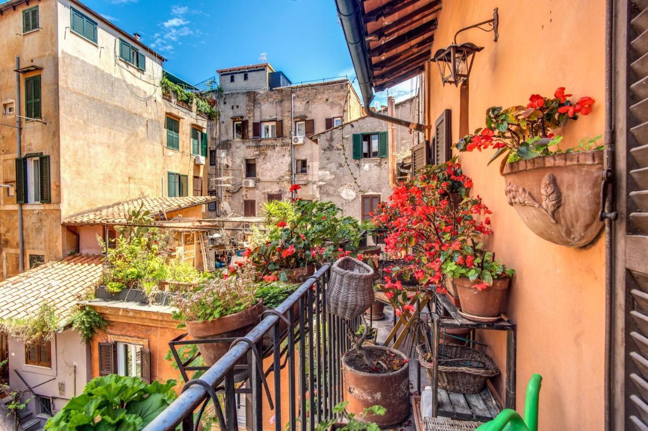 Holiday home The Red House At Arco Degli Acetari