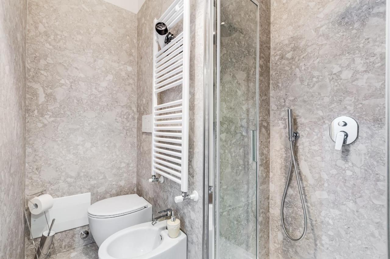 Crystal Trevi Fountain - Romedreamhome Rome