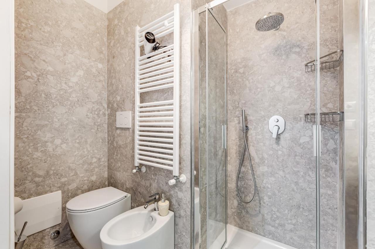 Apartment Crystal Trevi Fountain - Romedreamhome *