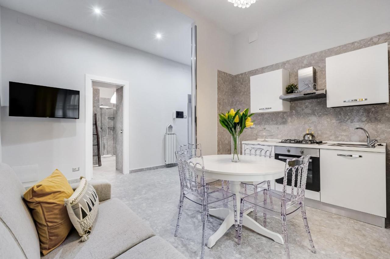 Apartment Crystal Trevi Fountain - Romedreamhome *