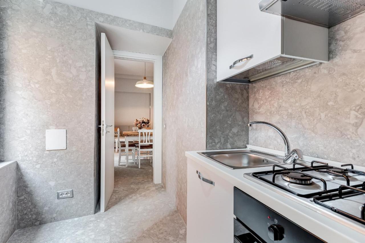 Apartment Crystal Trevi Fountain - Romedreamhome Rome