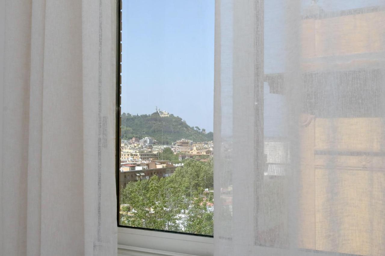 Apartment Vatican Museum With Terrace