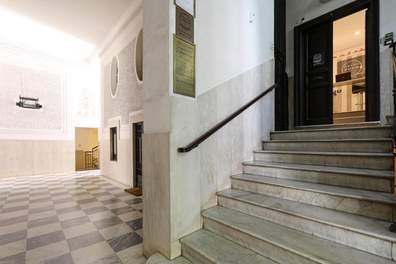 Guest house Grand Tour Rome Suites - Liberty Collection Rome