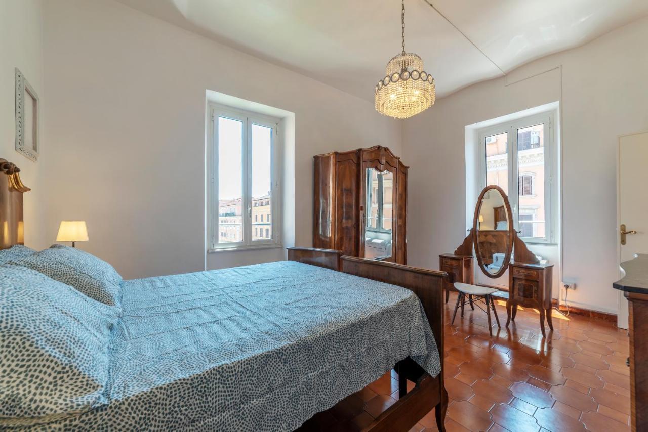 Appartamento Santa Maria Maggiore Roomy&bright Flat