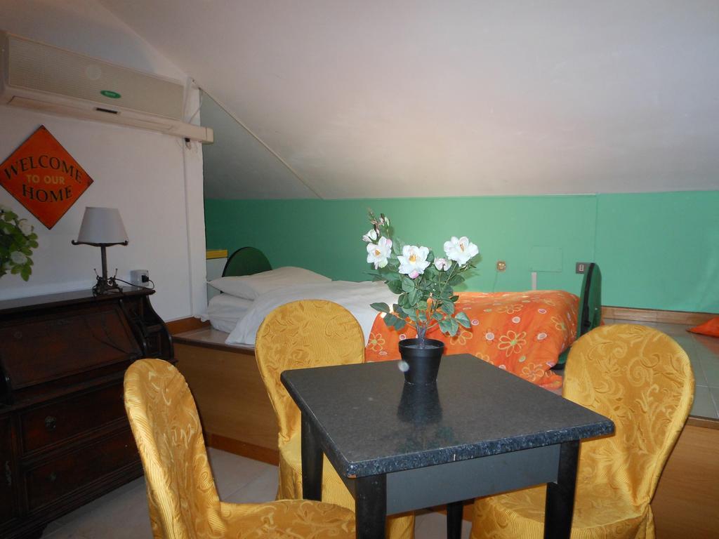 Guest house Happy Days
