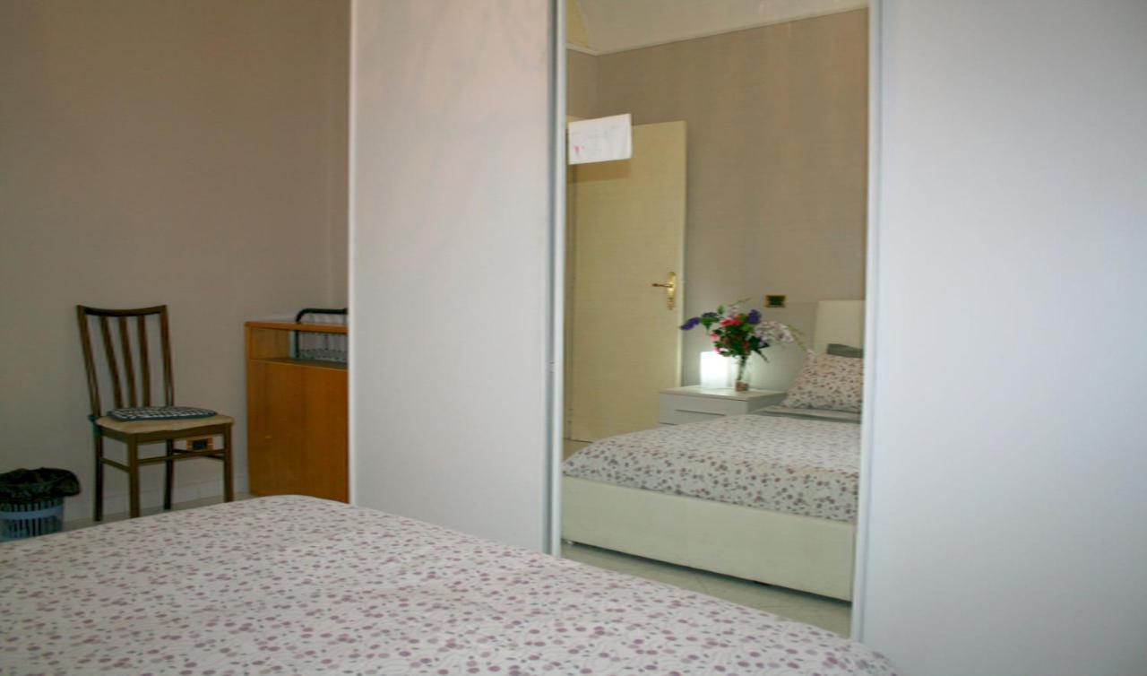 Apartment Montebello - Julia Rome