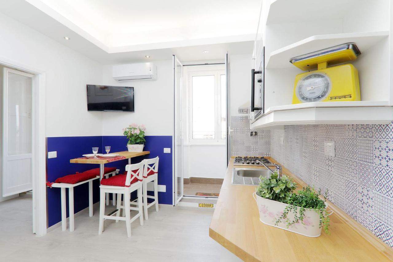 Appartamento Caracciolo Roma