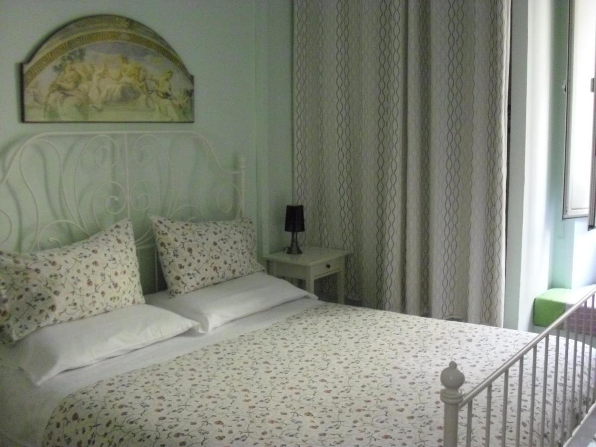 Acomodação com café da manhã  Carlo Alberto House Roma
