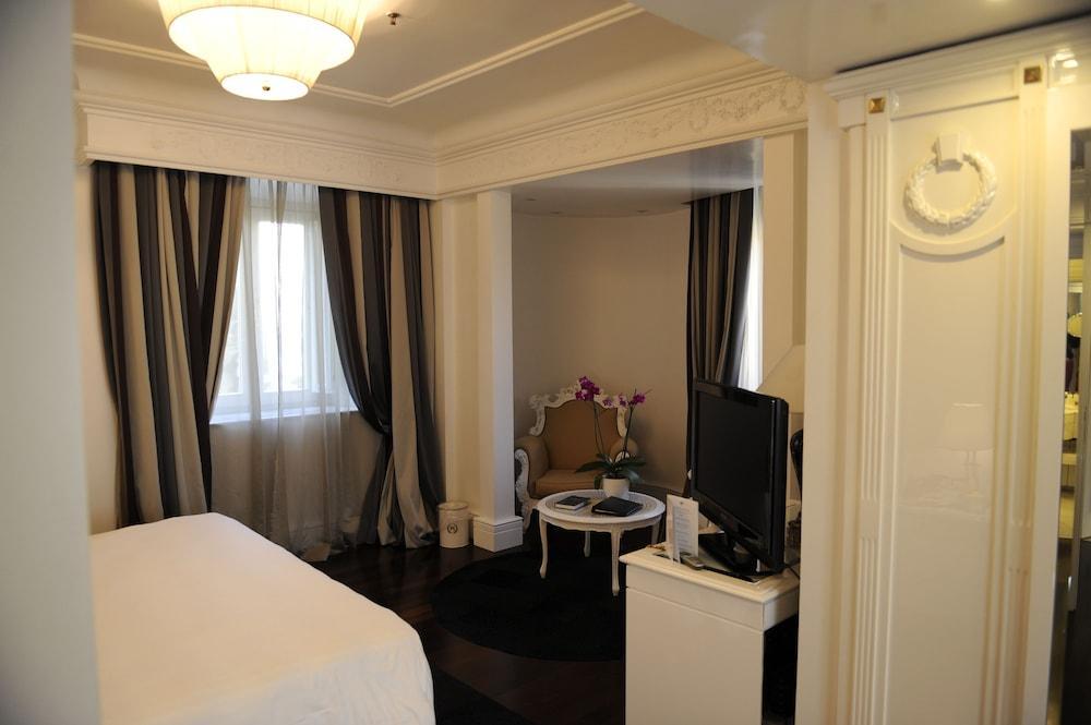 Majestic Hotel