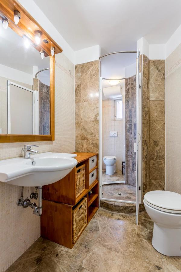 Amoroma Apartment