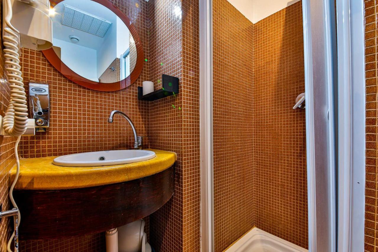 Guest house E-room 42