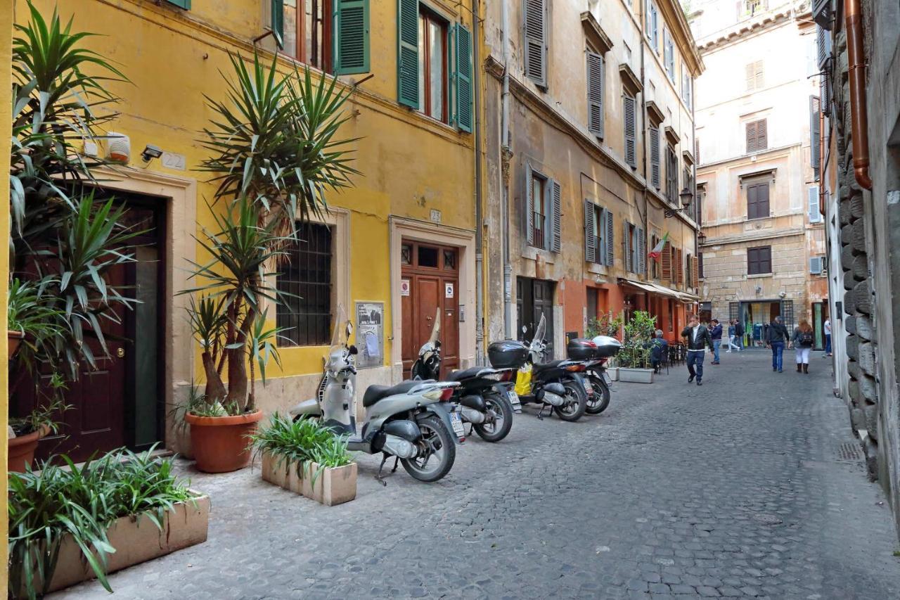 Corallo * Rome