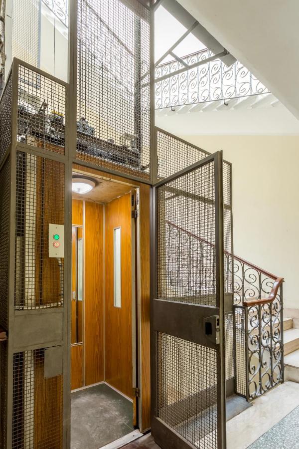 Amoroma Apartment