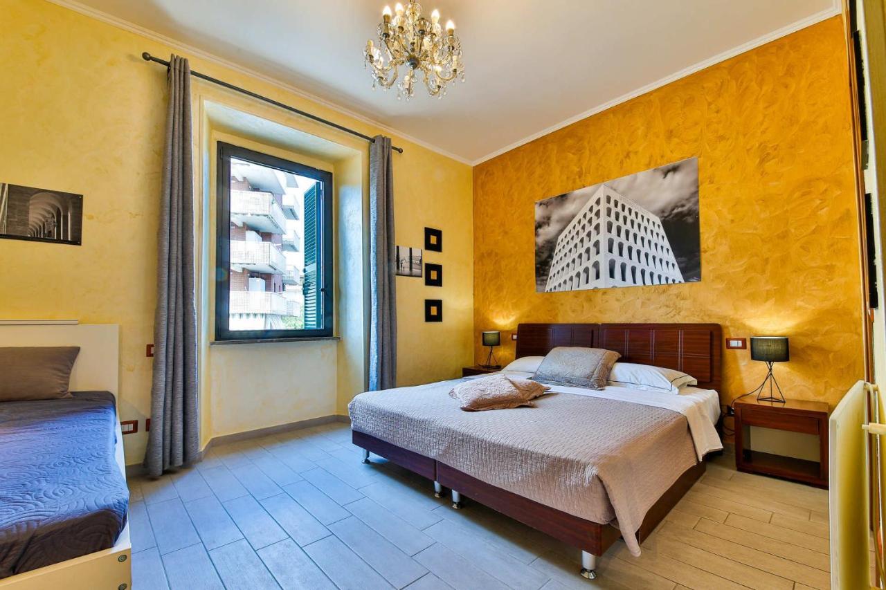 E-room 42 *