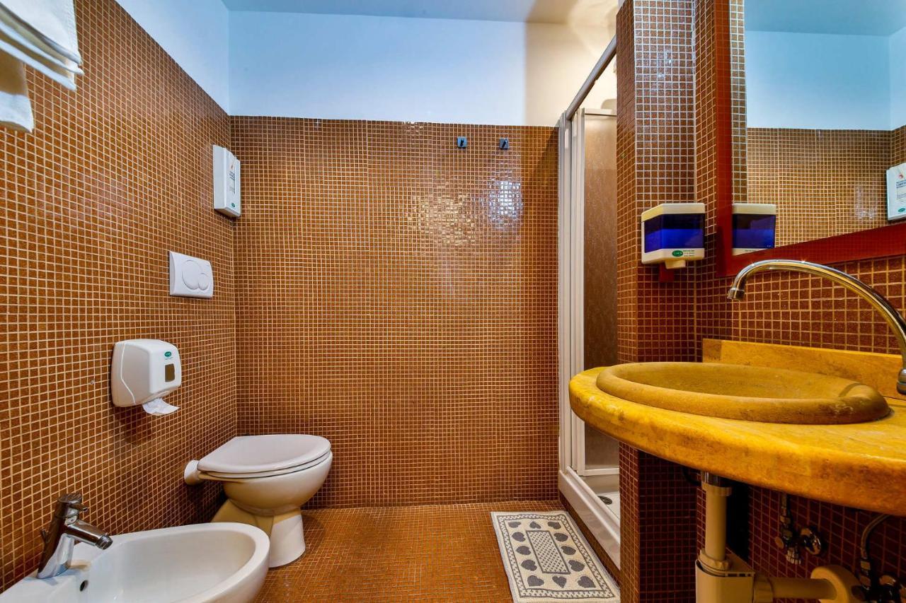 E-room 42 Guest house Rome