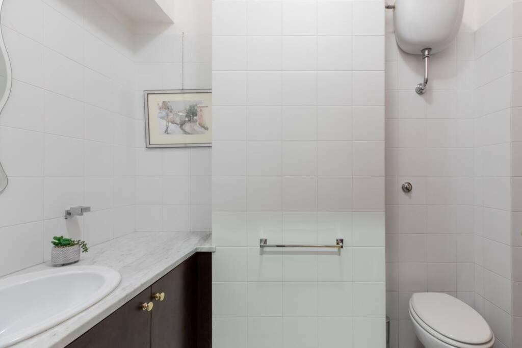 Iflat Spanish Steps Blue Appartement