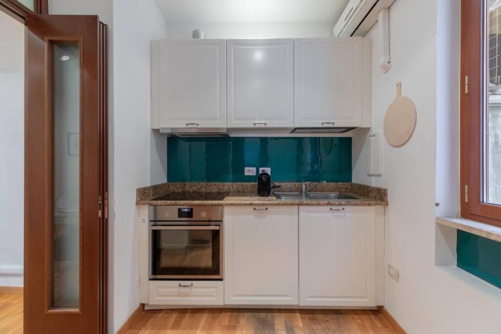 Iflat Spanish Steps Blue Appartement *