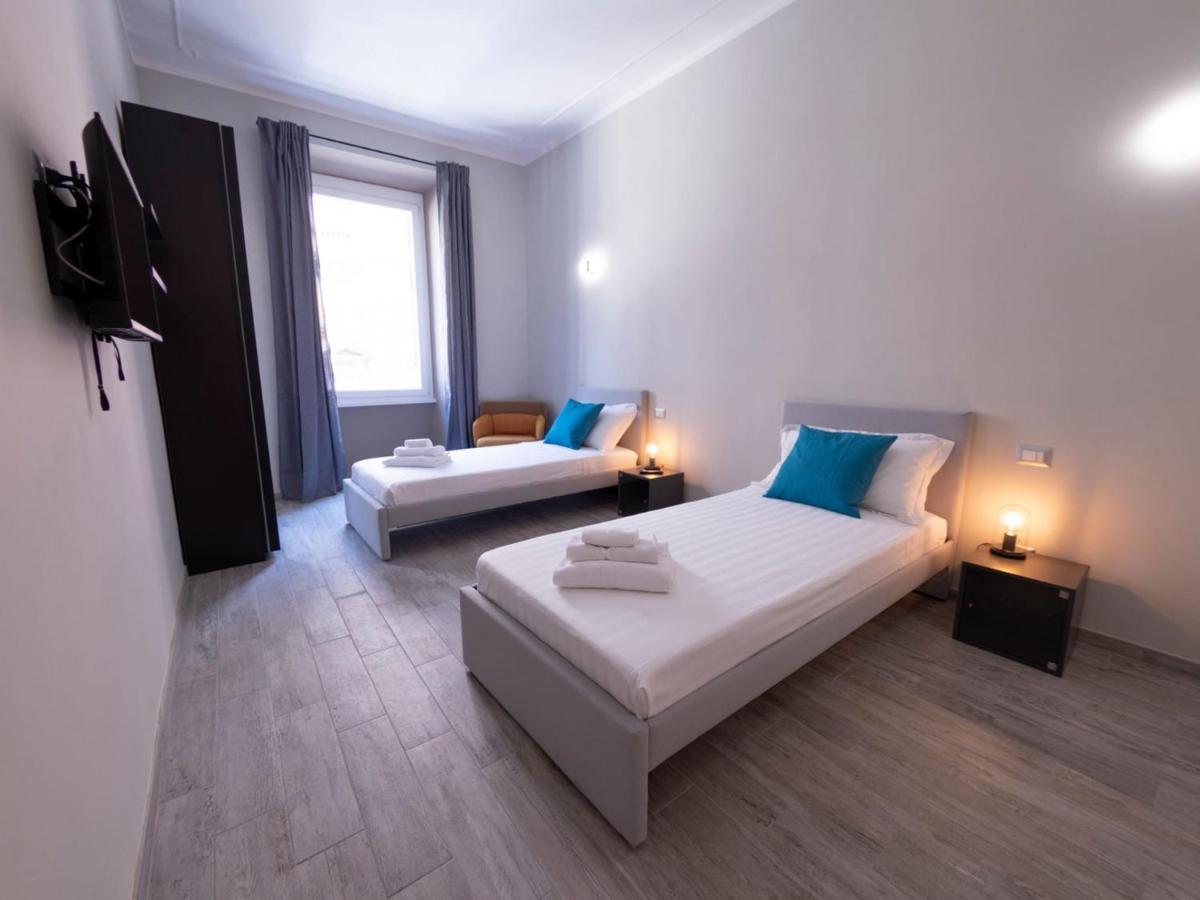 The Rent - Close To Termini Station Rome