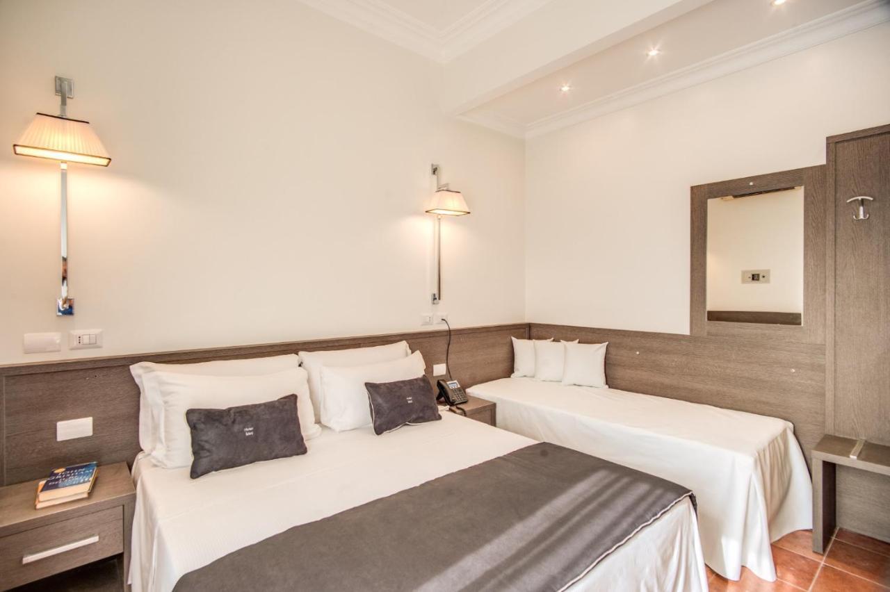 Hotel Mirti *