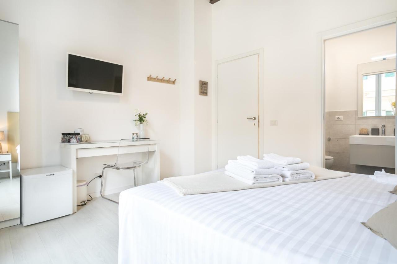 Apartment White Ostilia