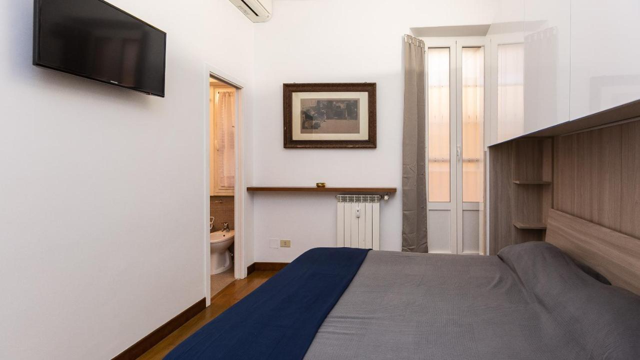 Cartari In Apartment *