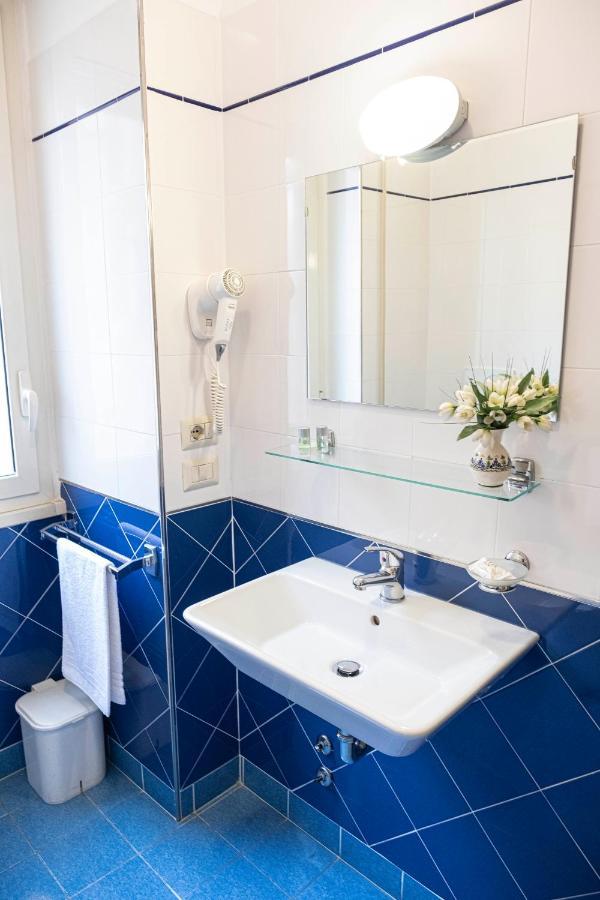 Fatima, Casa Per Ferie Guest house Rome