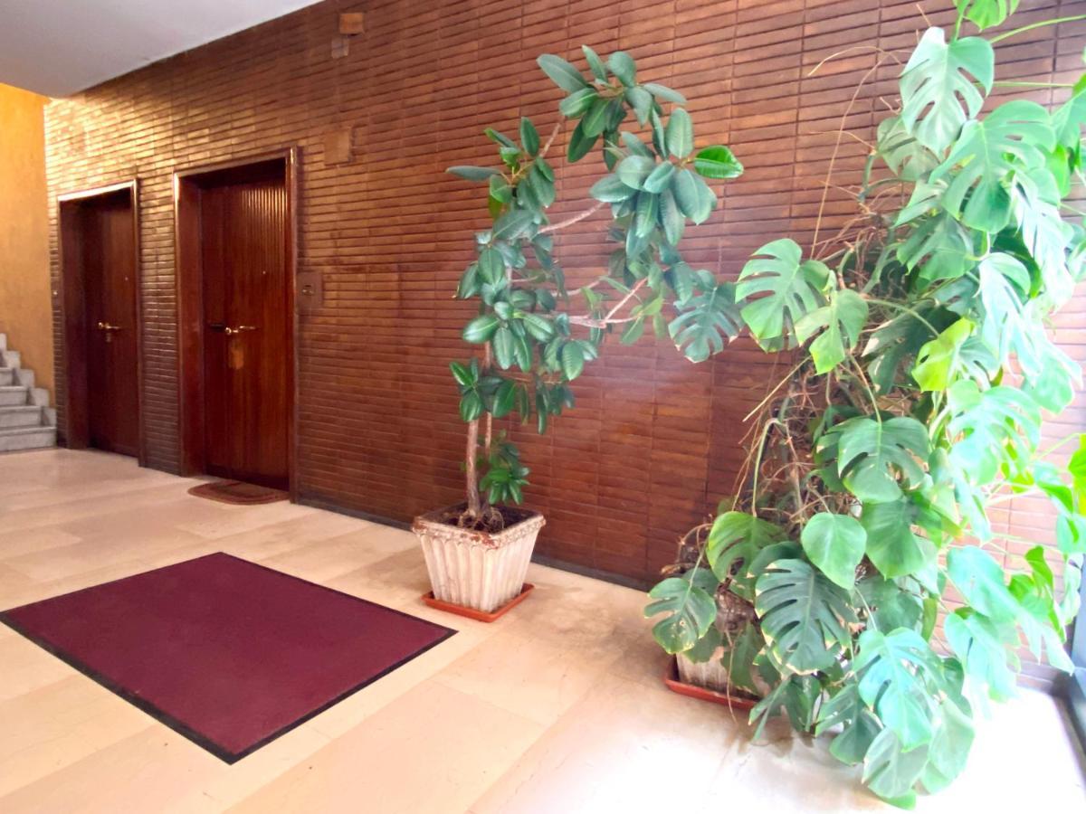 Apartment Trastevere For You... 3 Bedrooms Rome