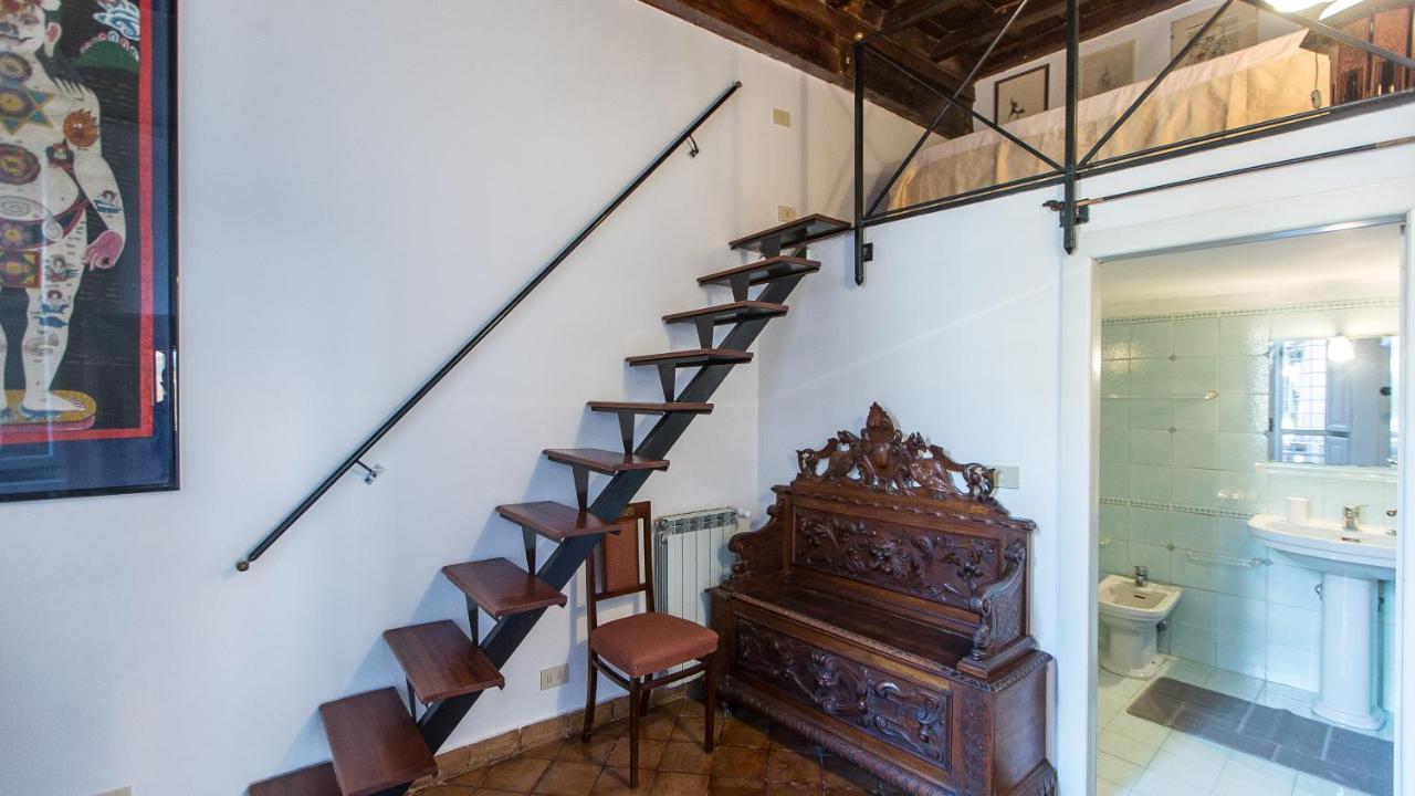 Monti Flat In * Rome
