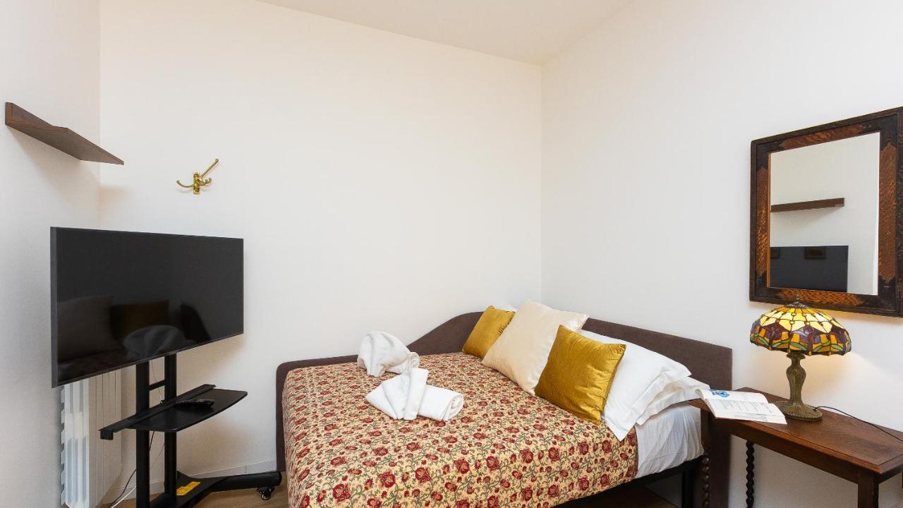 Apartment In - Annietta Rome