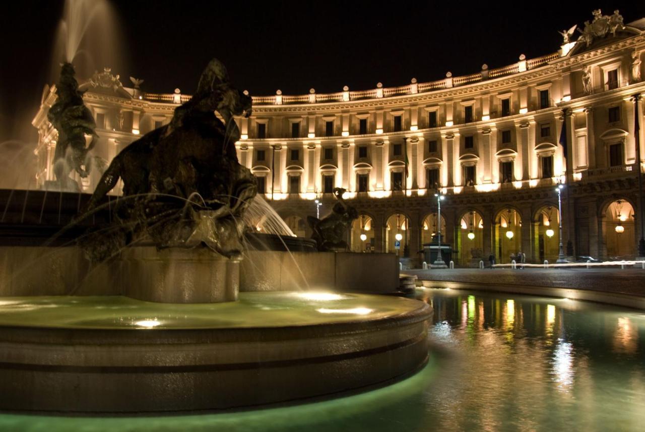 Piazza Vittorio87 *