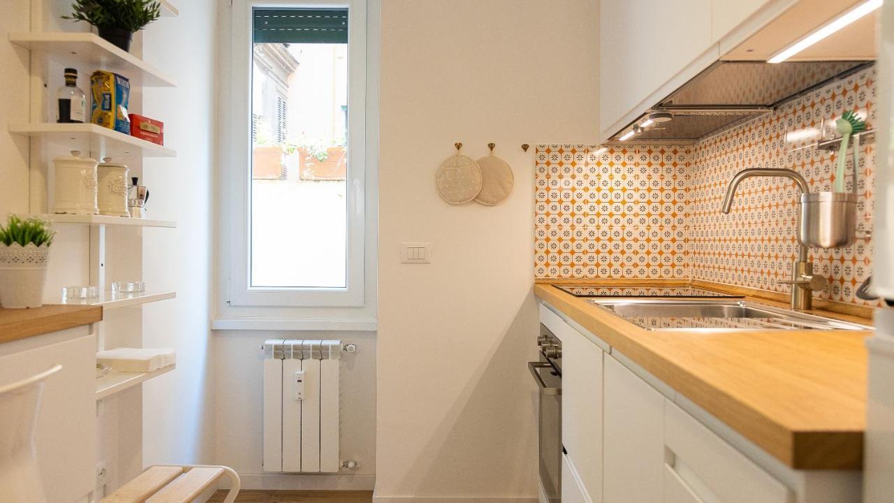 In - Annietta Apartment *