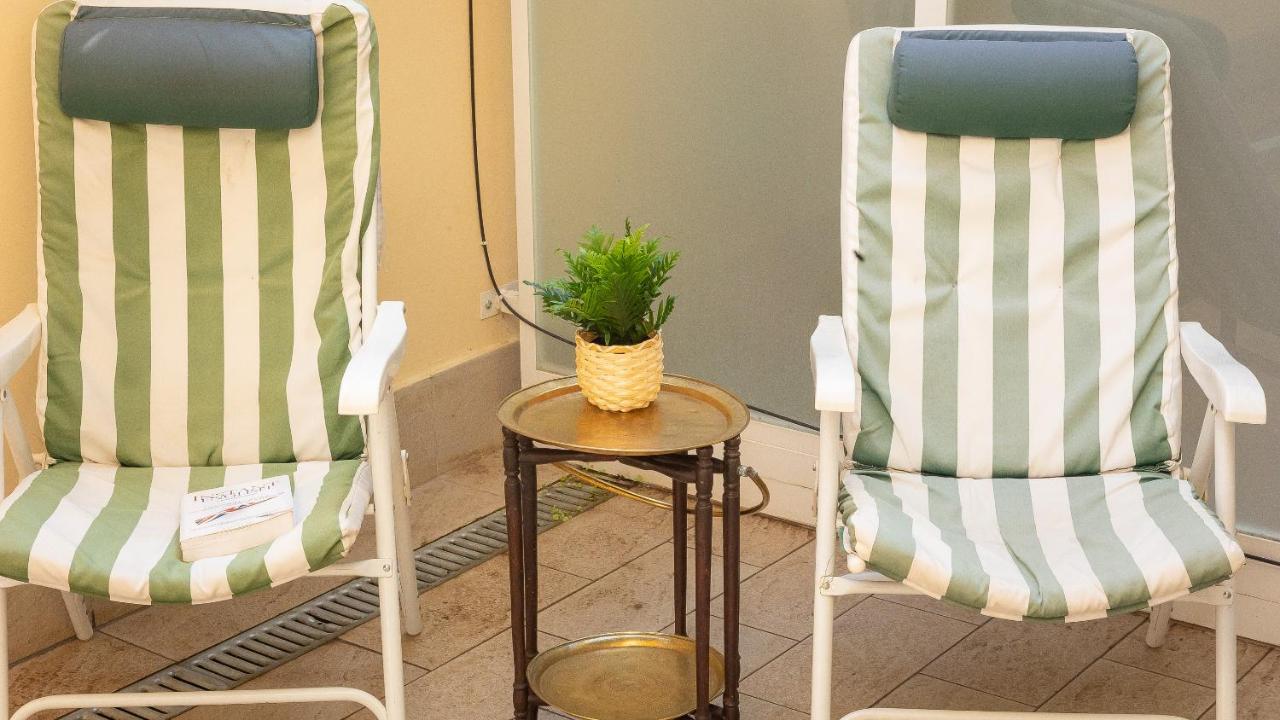 Annietta-rental In Roma