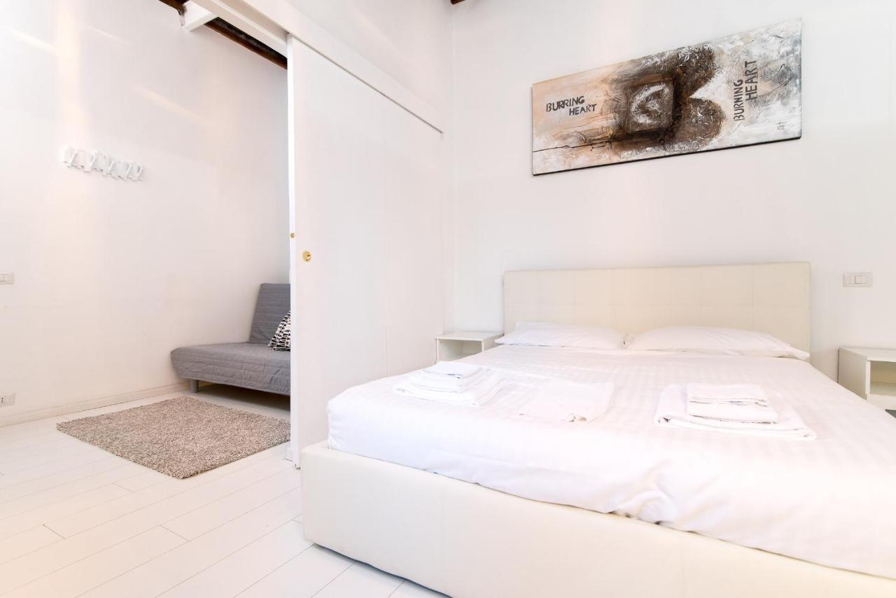 Apartment White Ostilia *