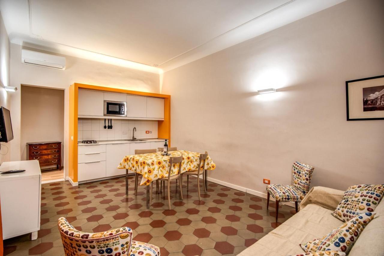 Rione Trastevere Xiii * Rome