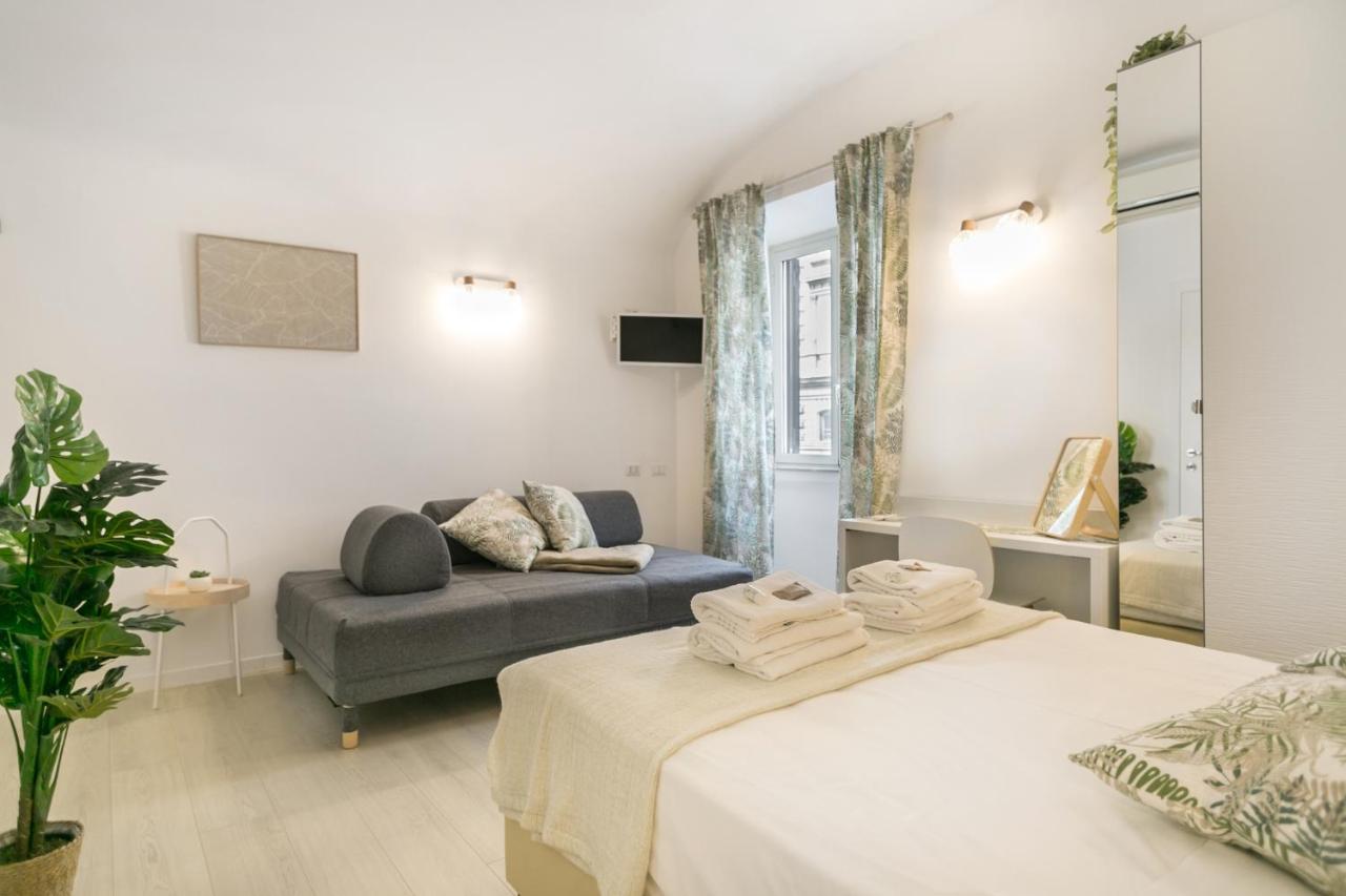 White Candia * Rome