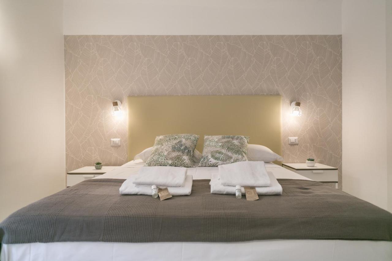 White Candia Bed & Breakfast *
