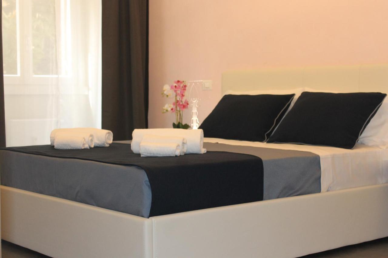 Little Rose Haven * Rome
