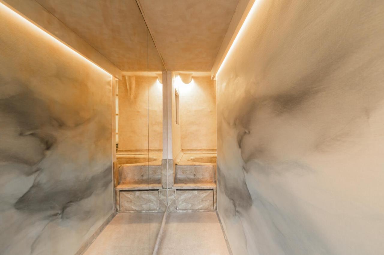 The Spanish Steps Extravaganza Apartamento
