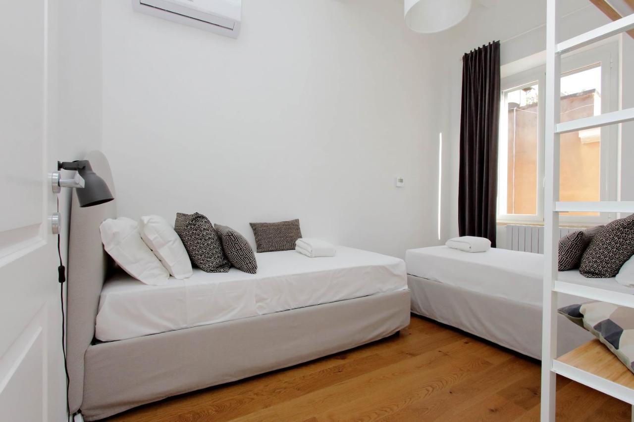 Apartment Torre Argentina - Panoramic Penthouse For 8 People With Wonderful Terrace Rome