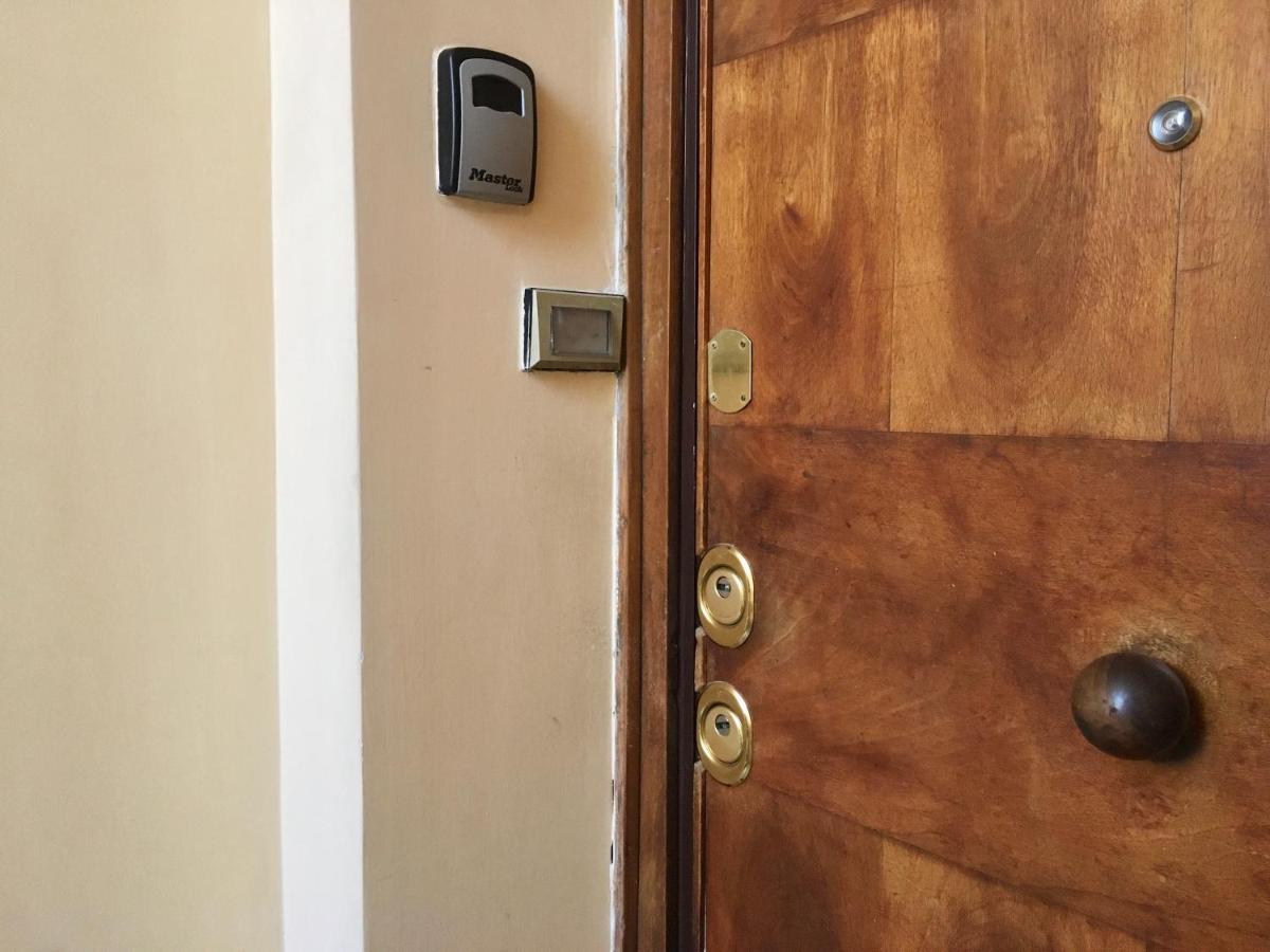 Tourist Flat - A Due Passi Roma