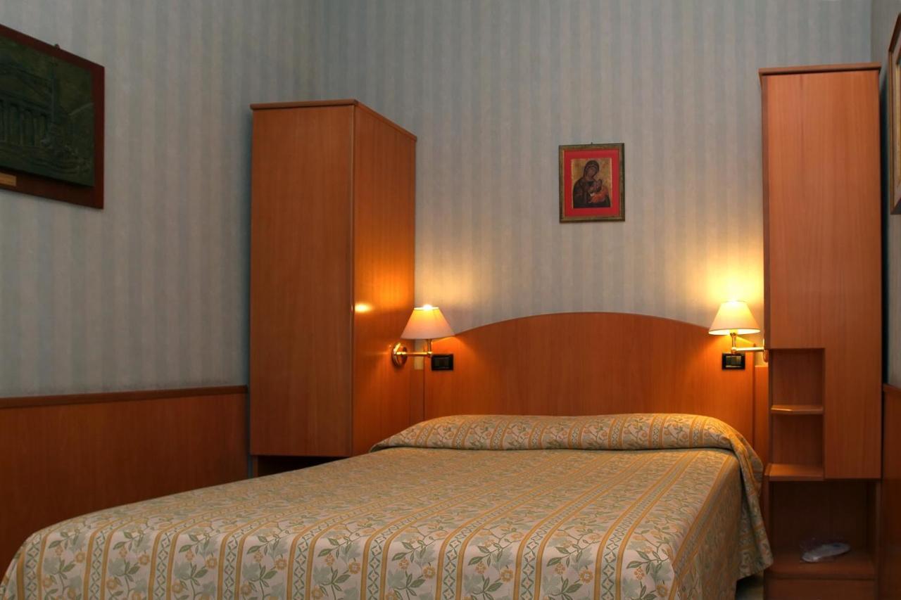 Hotel Museum Rome